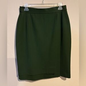 EUC ESCADA pencil skirt.EU 38